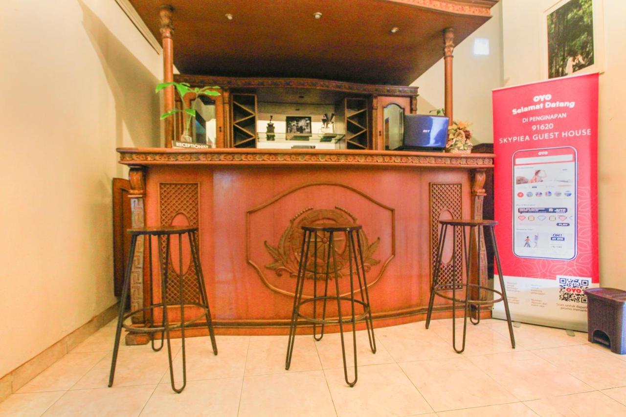 Spot On 91620 Skypiea Guest House Тасикмалая Экстерьер фото
